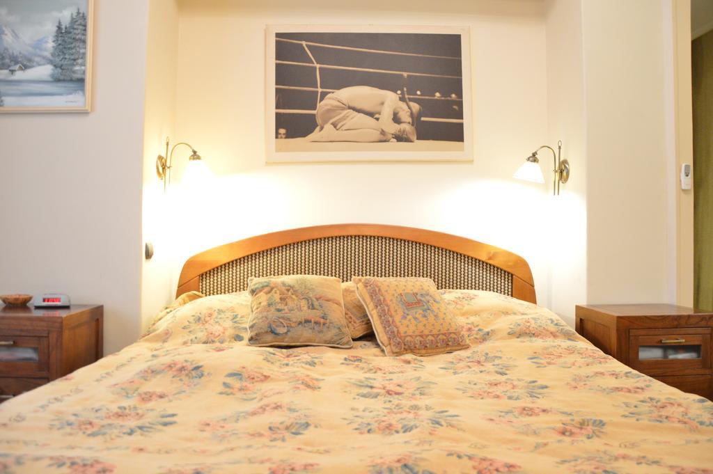 Classic Flat At Basilica Budapeste Exterior foto