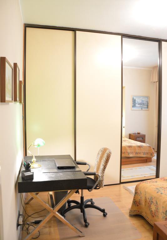 Classic Flat At Basilica Budapeste Exterior foto